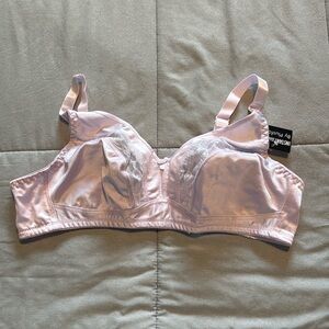 New 🆕 NWT Pushform 18 hour bra 40A lift & support -A